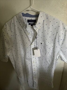 crown & ivy White Short-Sleeve Button-Down Shirt with Blue Micro Print